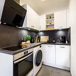 Staytona With Balcony, Parking & Wifi Near Wiesbaden