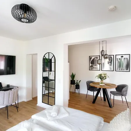 Apartmán Staytona With Balcony, Parking & Wifi Near Wiesbaden *