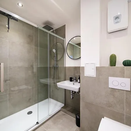Staytona With Balcony, Parking & Wifi Near Wiesbaden Apartmán *