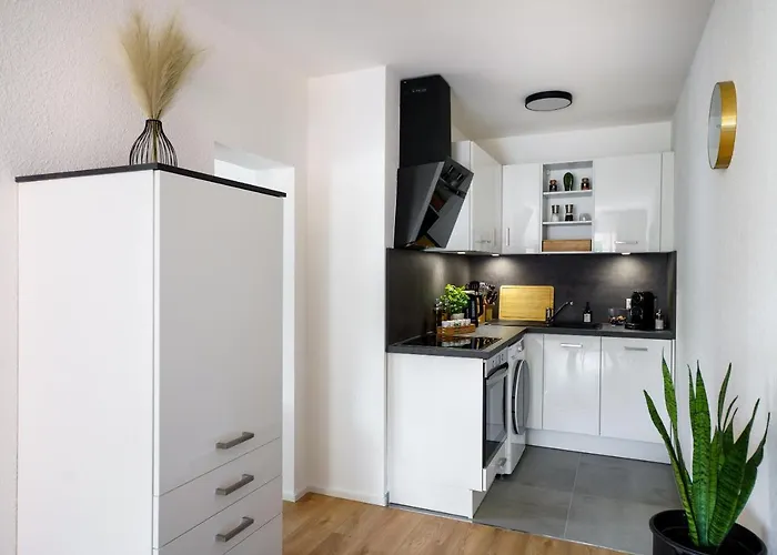 Staytona - Parkpl. - Balkon - Wlan - Netflix - Wfh * Taunusstein