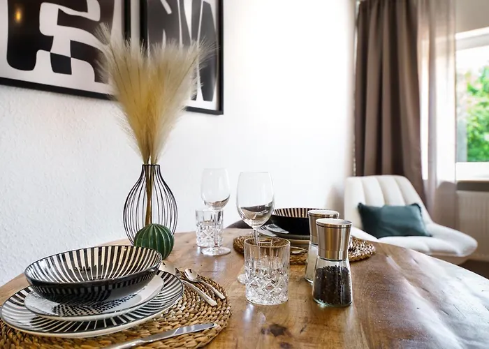 Staytona - Parkpl. - Balkon - Wlan - Netflix - Wfh *