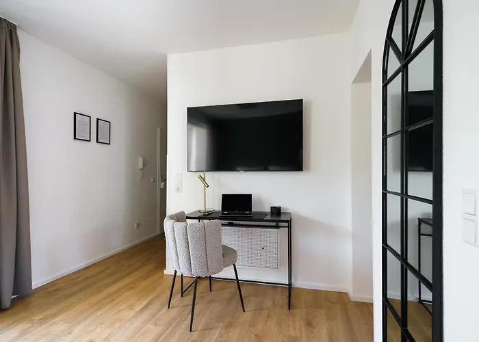 아파트 Staytona Apt With Balcony, Parking & Wifi Near Wiesbaden