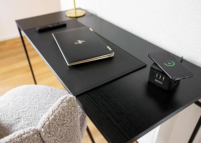 Staytona - Parkpl. - Balkon - Wlan - Netflix - Wfh Taunusstein